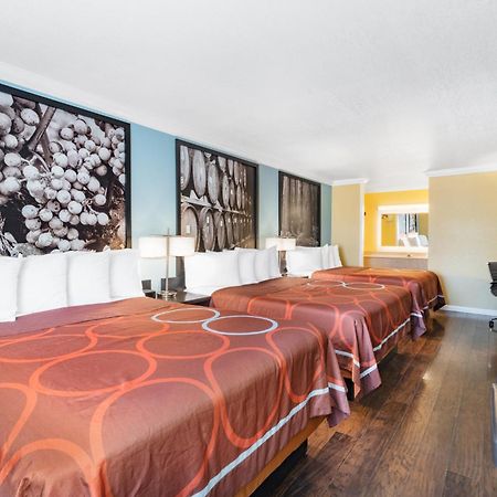 Super 8 Ukiah By Wyndham Εξωτερικό φωτογραφία